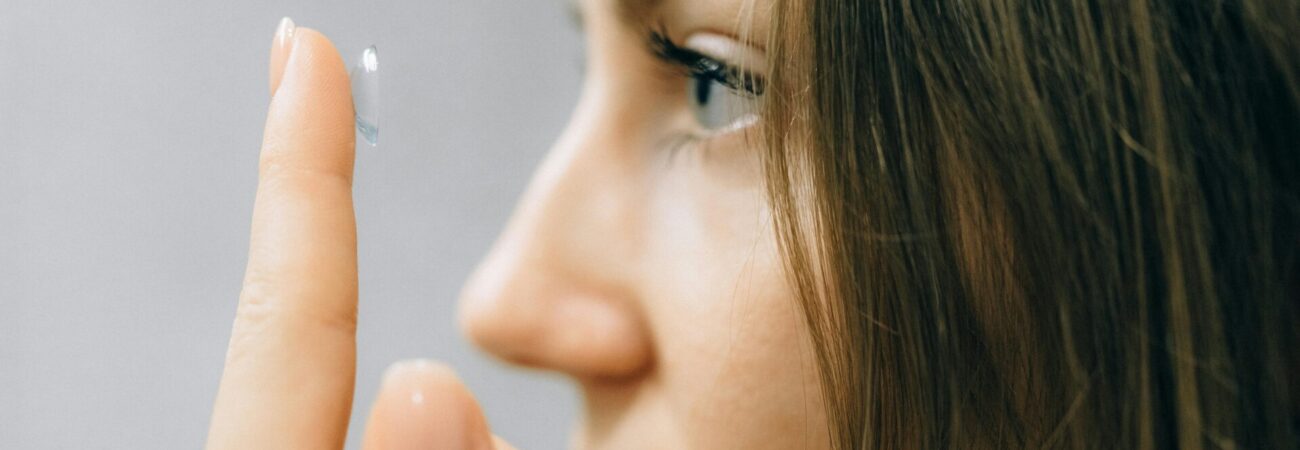 Contact Lens Fitting Brisbane | EyeSelect Optometrists